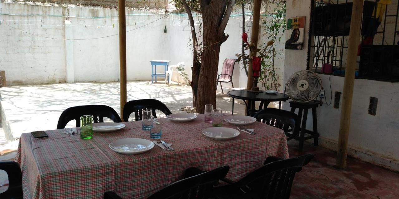 El Garaje Hostal Taganga Exteriör bild
