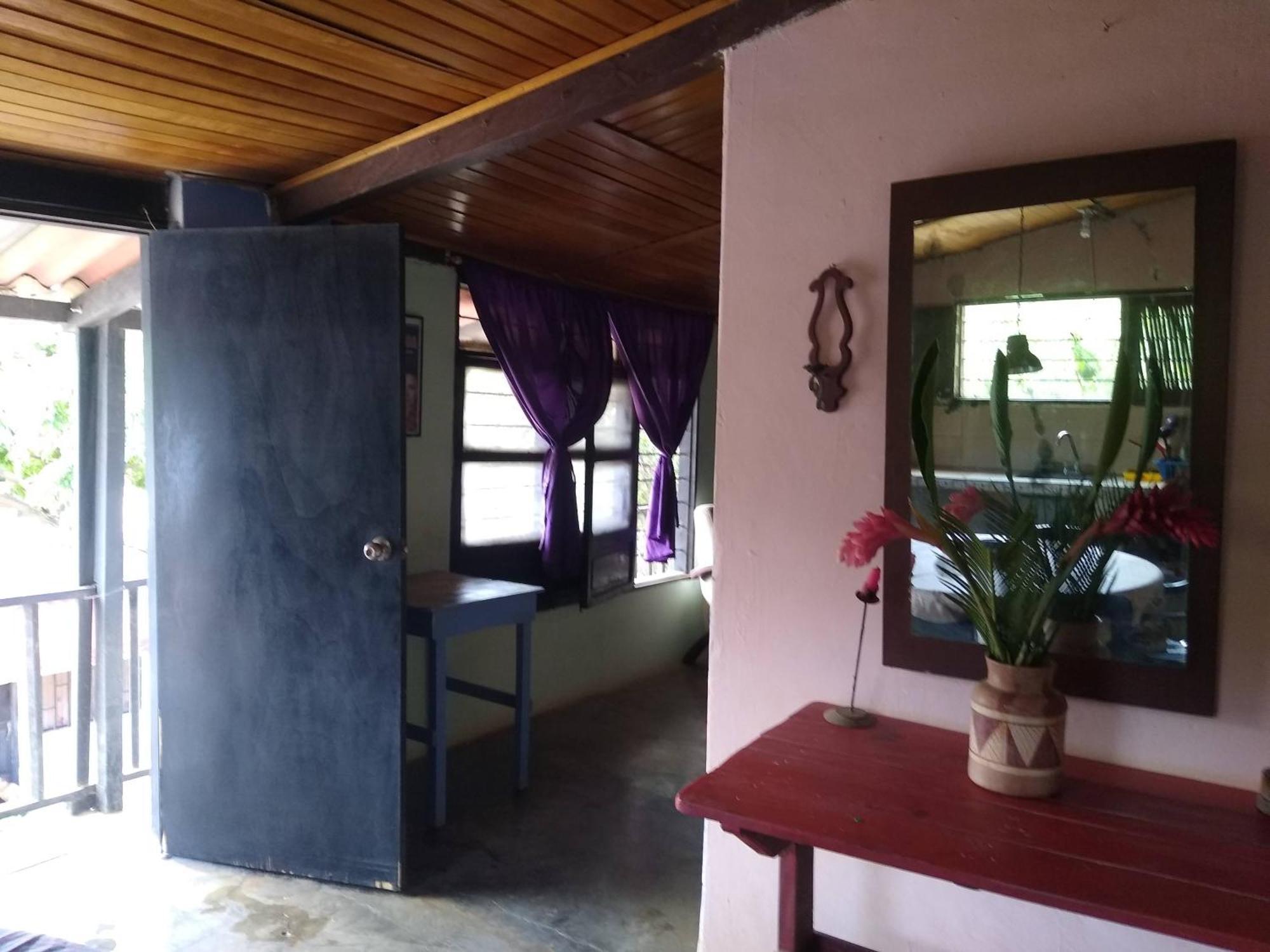 El Garaje Hostal Taganga Exteriör bild